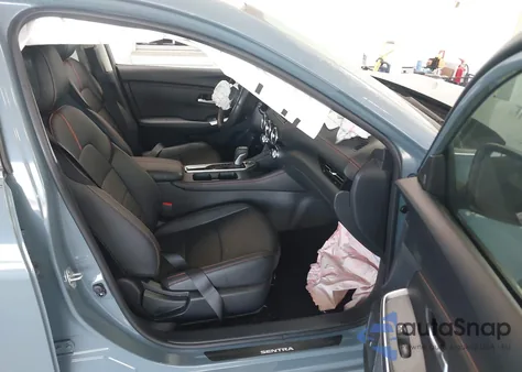 2024 Nissan Sentra Sr Xtronic Cvt z USA, uszkodzony, nr VIN 3N1AB8DV1RY313177